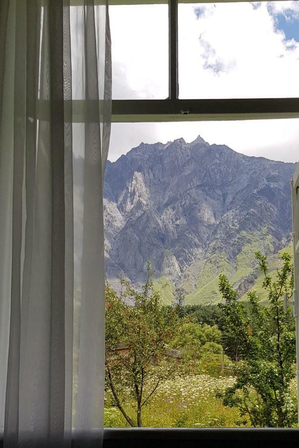 Hotel Milla à Kazbegi Extérieur photo